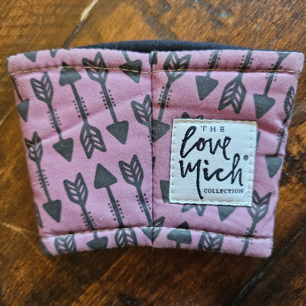 Love Mich Coffee Cozy Arrows